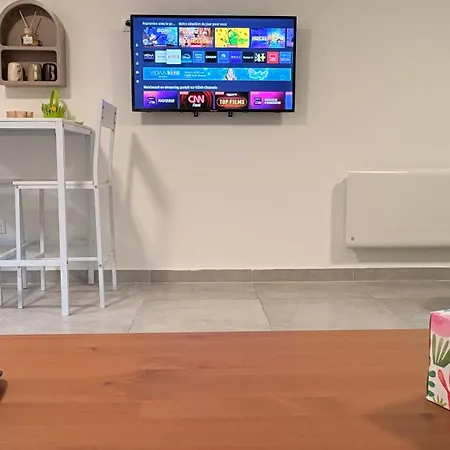 Cocon Urbain , Bel Entierement Equipe, Entree Privee, Parking