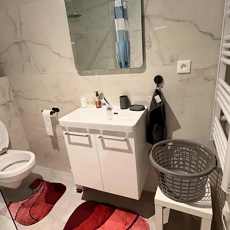 Cocon Urbain , Bel Entièrement équipé, Entrée Privée, Parking * Wittenheim